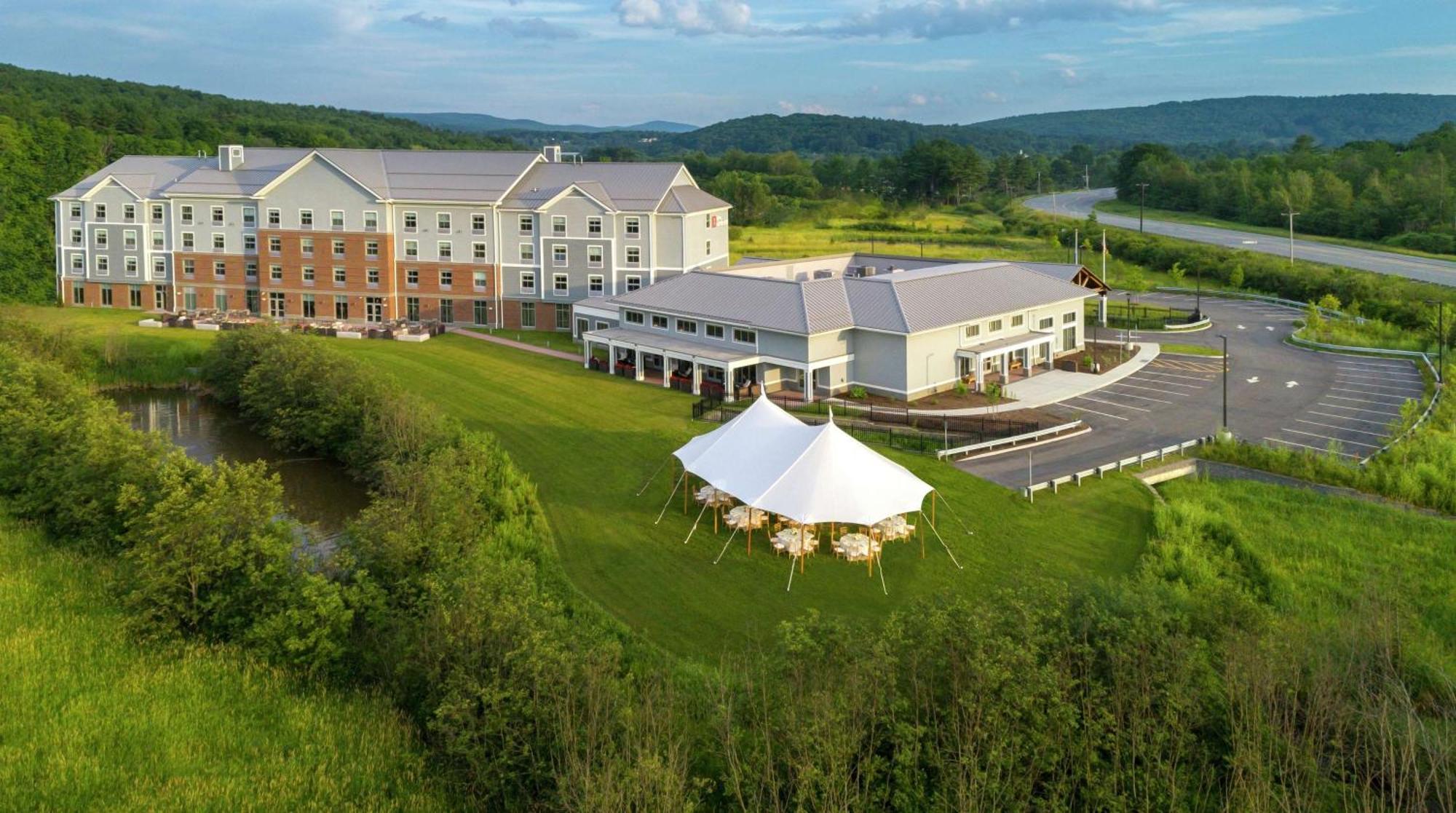Hilton Garden Inn Hanover Лебанон Екстериор снимка
