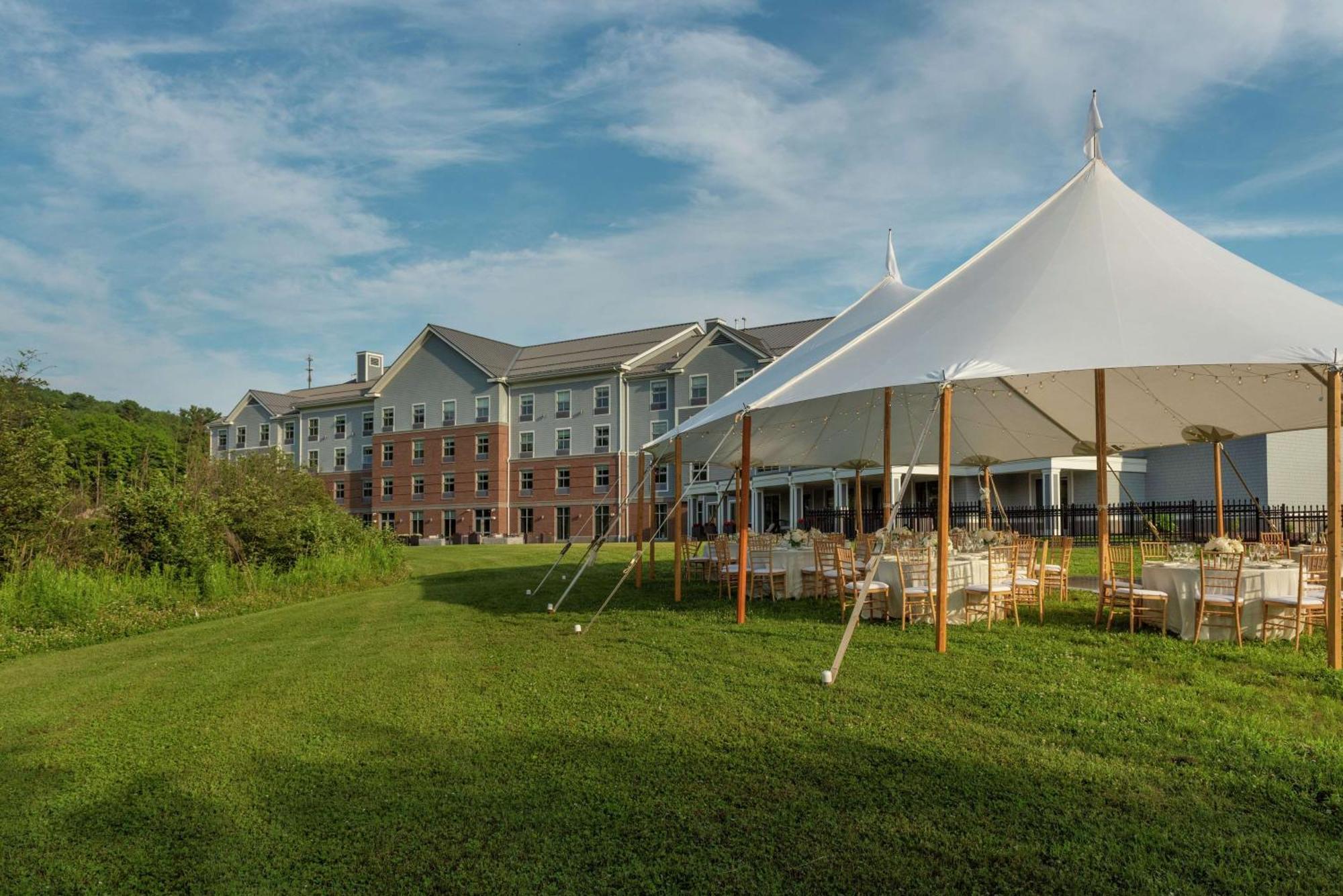 Hilton Garden Inn Hanover Лебанон Екстериор снимка