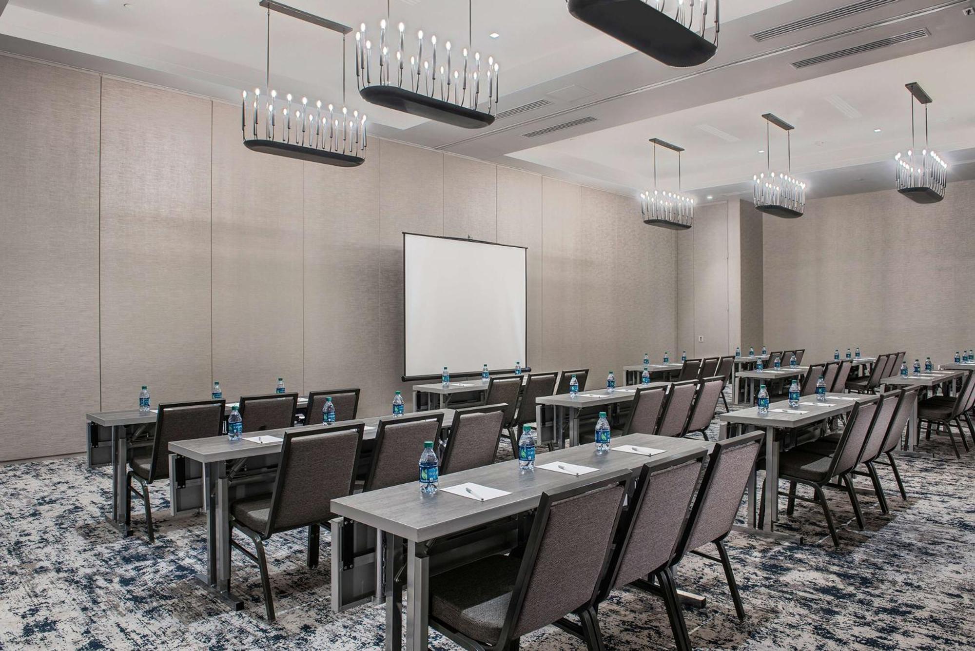 Hilton Garden Inn Hanover Лебанон Екстериор снимка