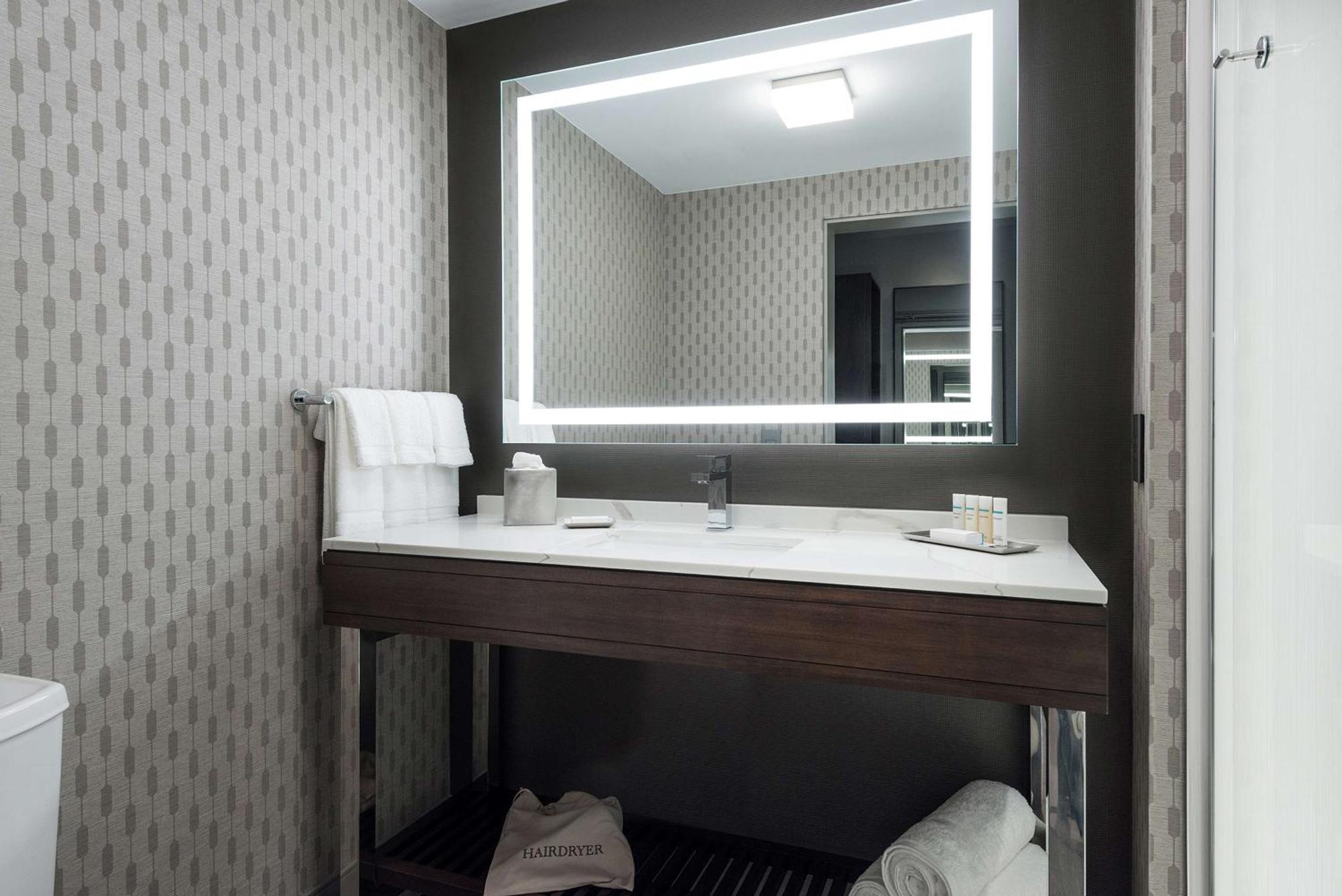 Hilton Garden Inn Hanover Лебанон Екстериор снимка