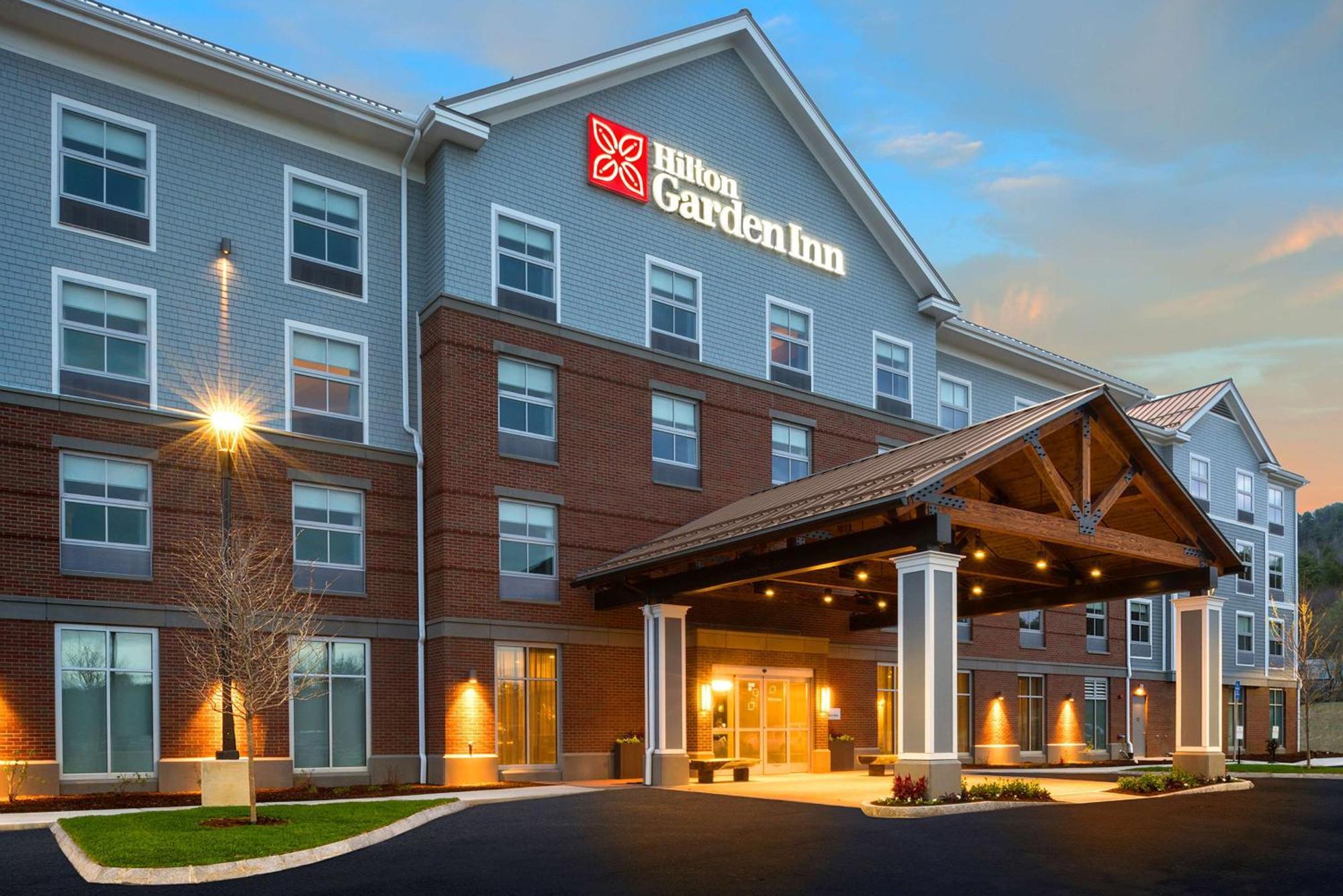 Hilton Garden Inn Hanover Лебанон Екстериор снимка